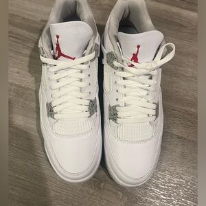 Jordan 4 white Oreo size 10.5